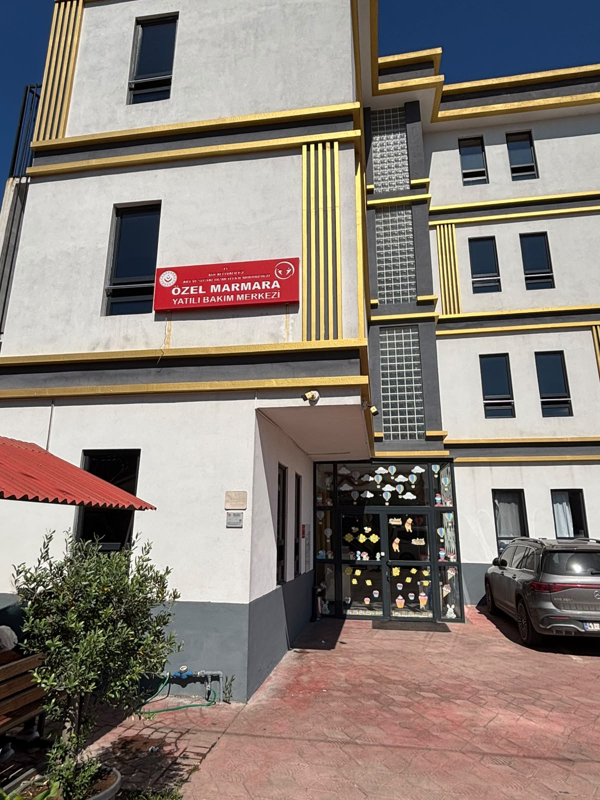 Özel Marmara Yatılı Bakım Merkezi binası